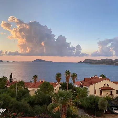  Villa Anna-Cheerful 3 Bedroom Villa With A Pool *