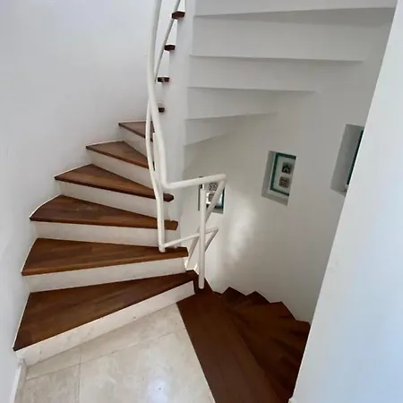 Villa Anna-Cheerful 3 Bedroom Villa With A Pool