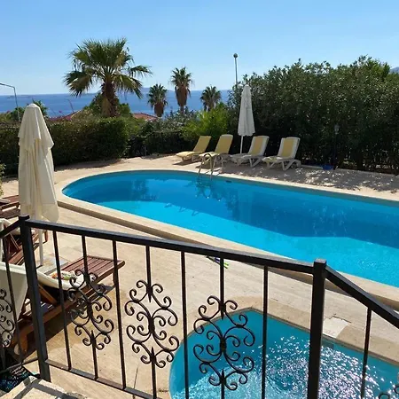 Villa Anna-Cheerful 3 Bedroom Villa With A Pool كاس